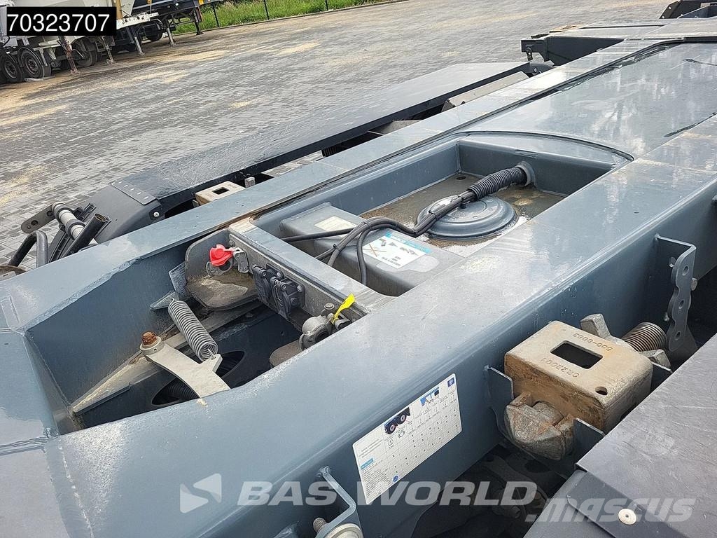 D-tec VCC-06 5 axles Breker-Chassis Steering +Lift axle Containerchassis