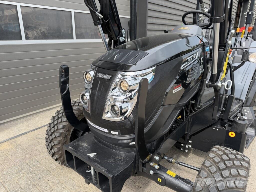 Solis S50 shuttle compact tractor NIEUW galaxy banden op Трактори