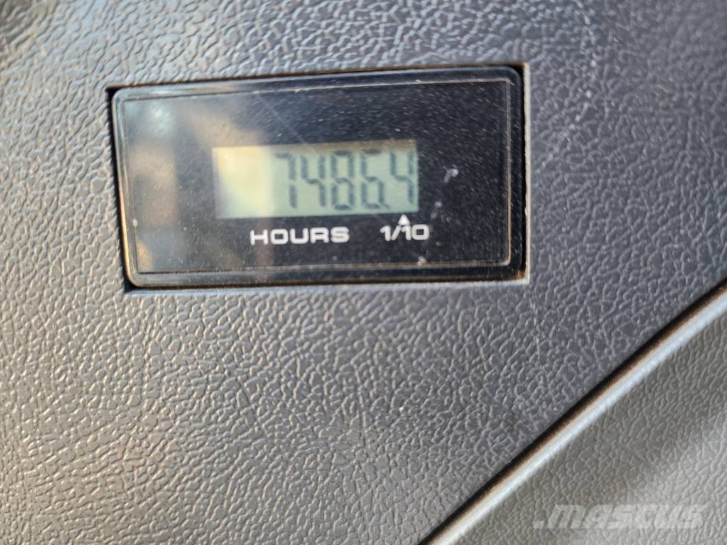 Hyundai HW60 대형 굴삭기 29톤 이상
