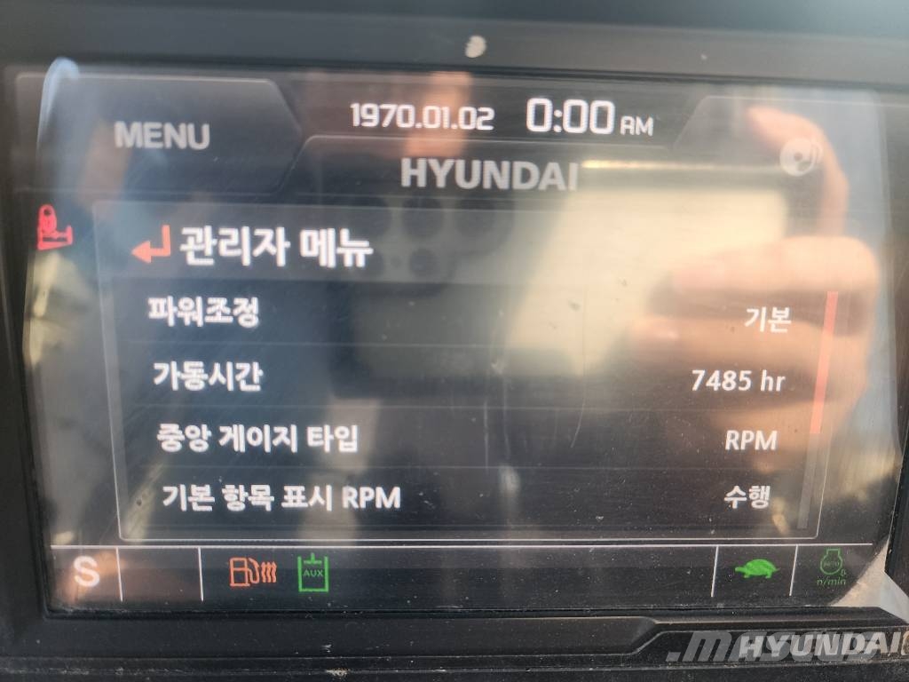 Hyundai HW60 대형 굴삭기 29톤 이상