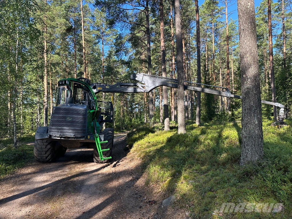 John Deere 1510 G Forwarder