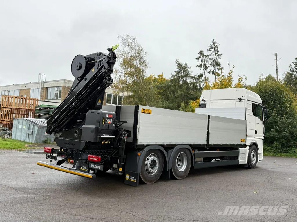 MAN TGX 26.520 MAN TGX 26.520 6x2 Hiab 228-6 Kran All-Terrain-Krane