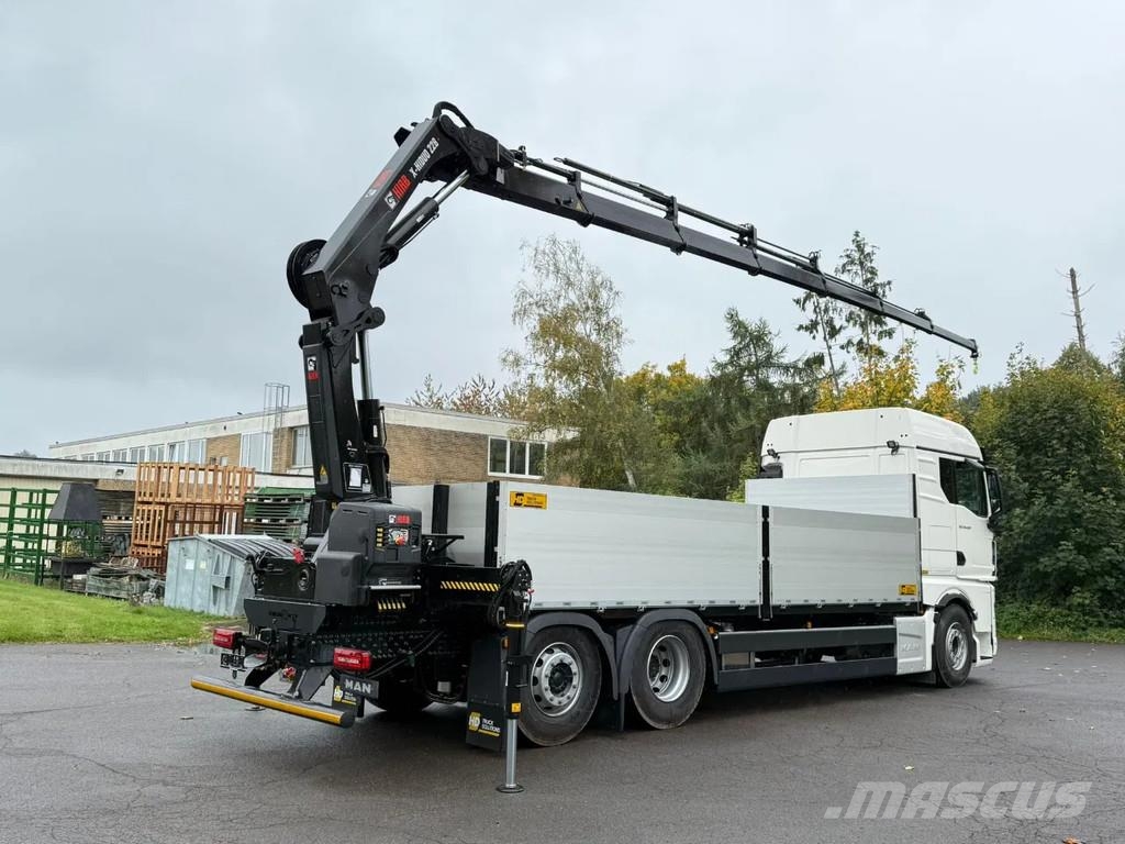 MAN TGX 26.520 MAN TGX 26.520 6x2 Hiab 228-6 Kran All-Terrain-Krane