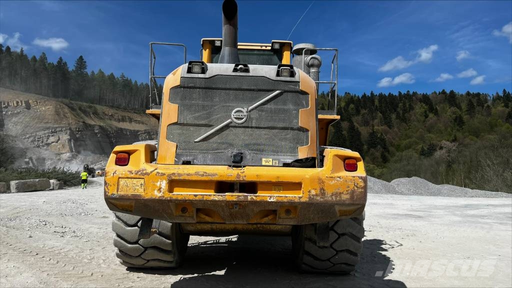 Volvo L220 Rataslaadurid