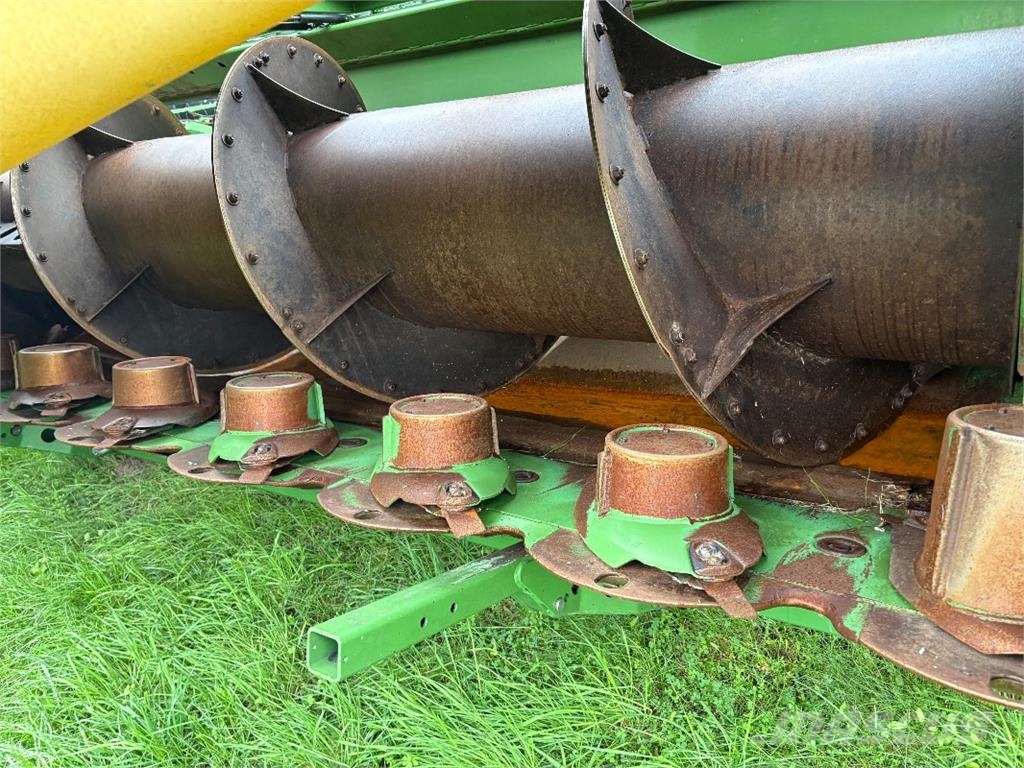 Krone X-Disc 6200 Osprzęt do słomy