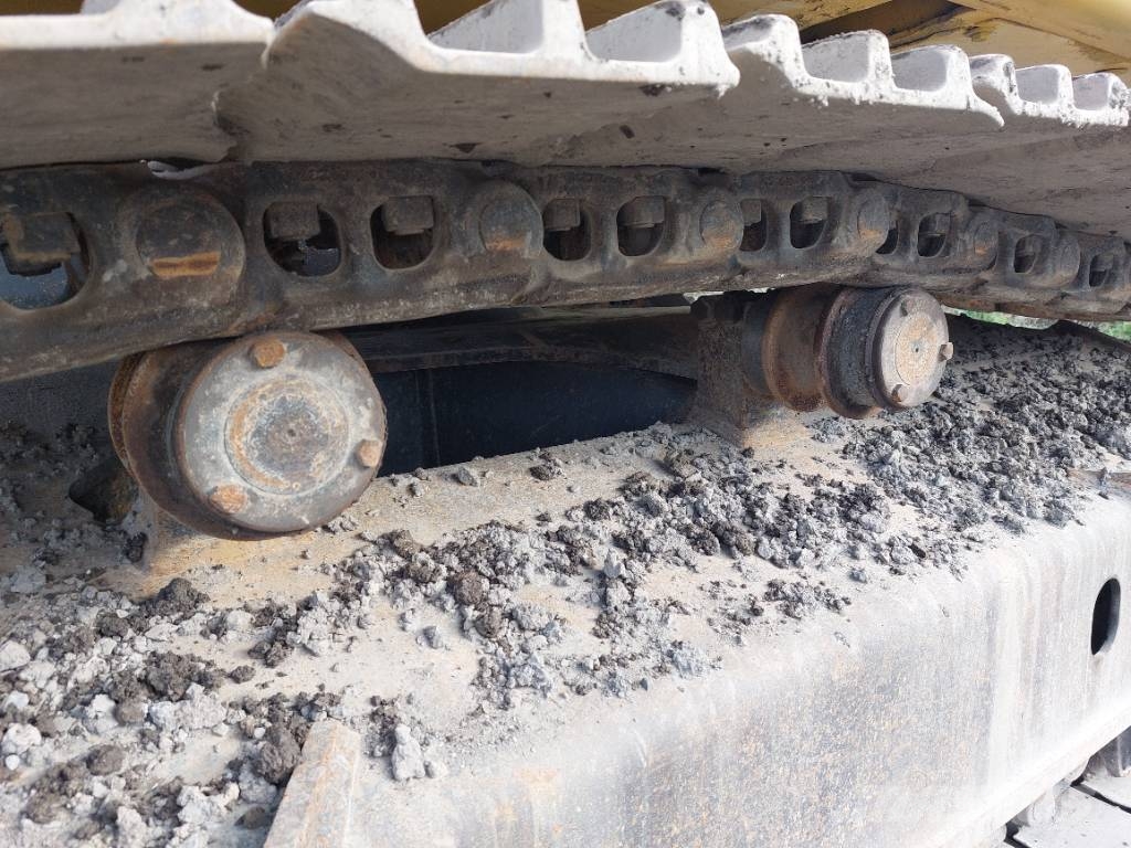 Komatsu HB 365 LC-3 Hybrid 履带挖掘机