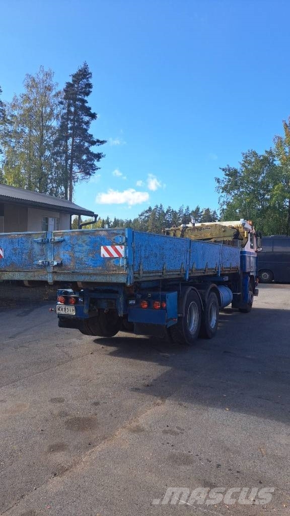 Volvo F 12 Camiões grua