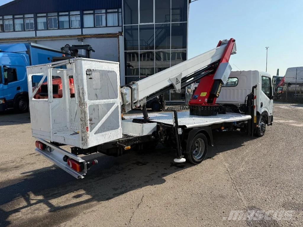 Nissan Cabstar CABSTAR PALFINGER HOOGWERKER 20 METER 35.1 المنصات الهوائية المثبتة على شاحنة