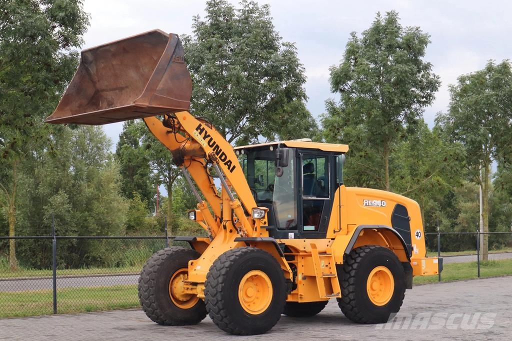 Hyundai HL940 | 2.097 HOURS! | BUCKET | QUICK COUPLER | BS Radlader