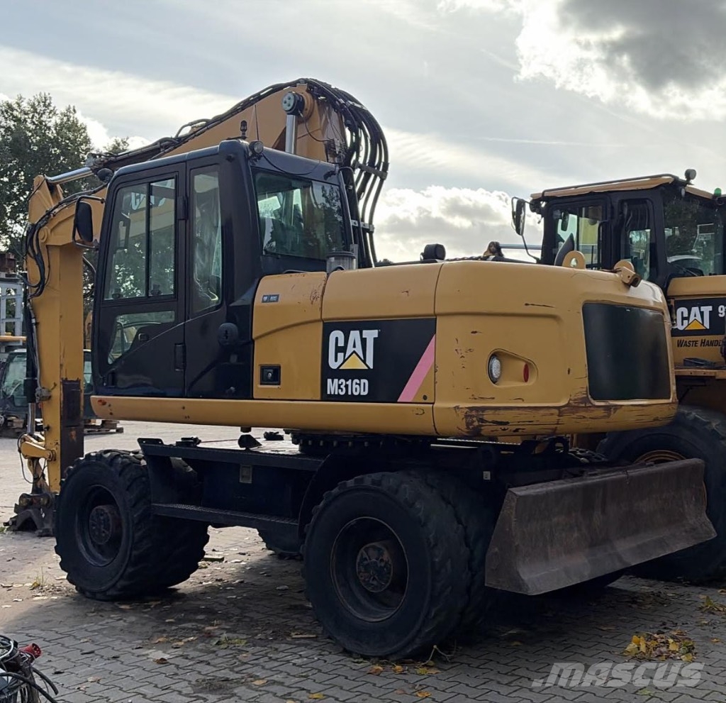 CAT M 316 D Bagri na kolesih