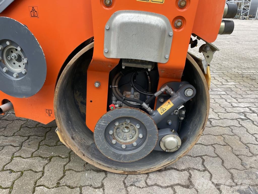 Hamm HD 10 VT Kombinované válce