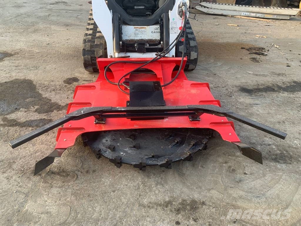 Bobcat T 590 Skid steer mini utovarivači