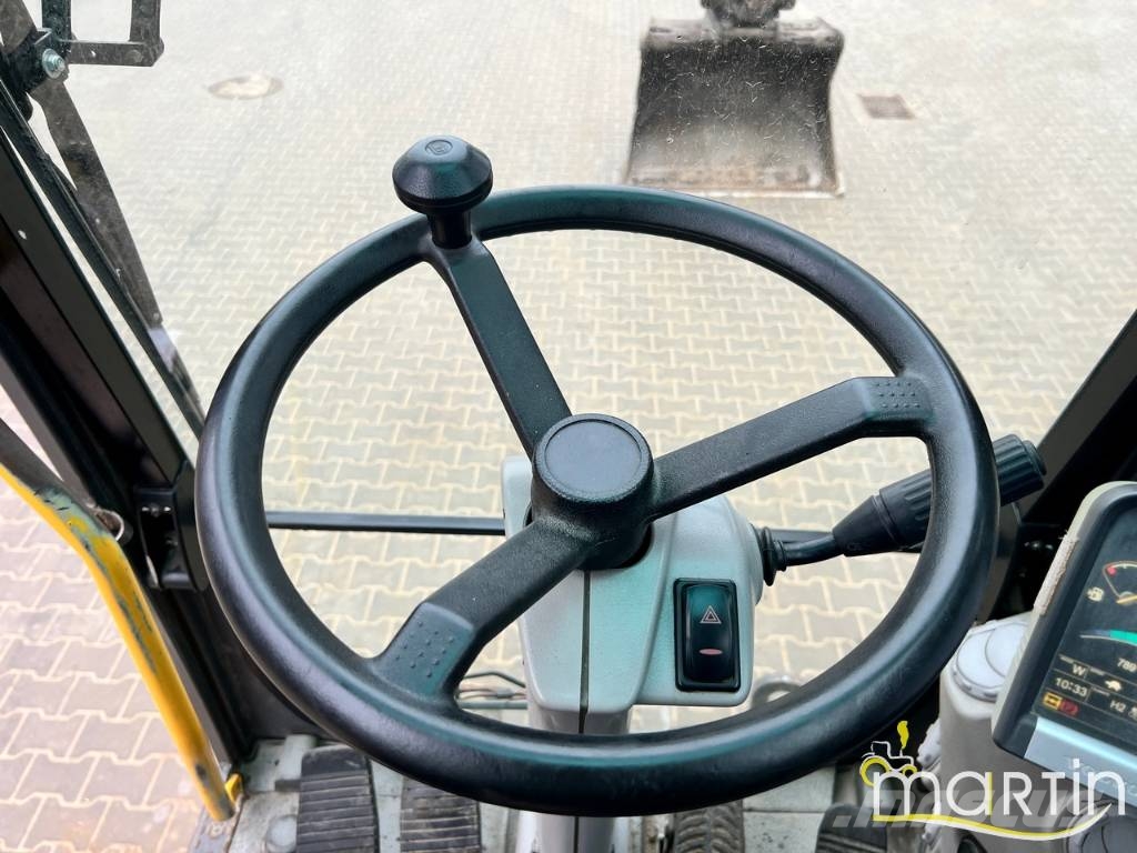 Volvo EW 140 C Wielgraafmachines