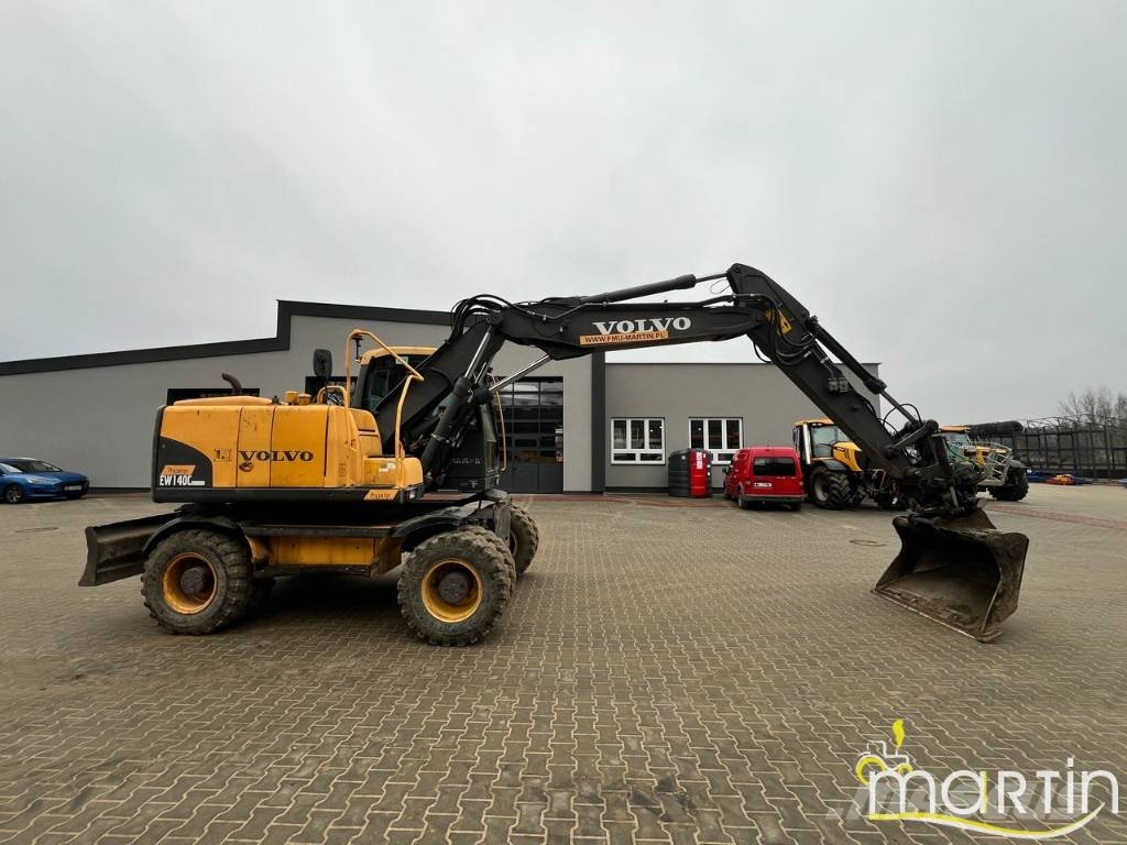 Volvo EW 140 C Wielgraafmachines