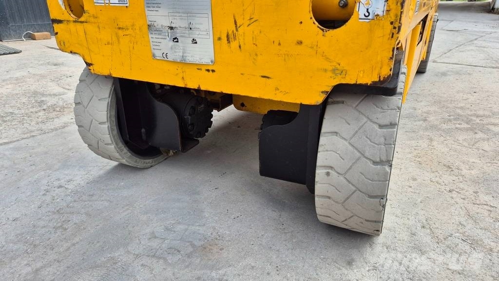 Haulotte COMPACT 10N - 2019 YEAR - 365 WORKING HOURS Elevadores de tesoura