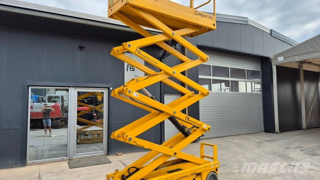 Haulotte COMPACT 10N - 2019 YEAR - 365 WORKING HOURS Elevadores de tesoura