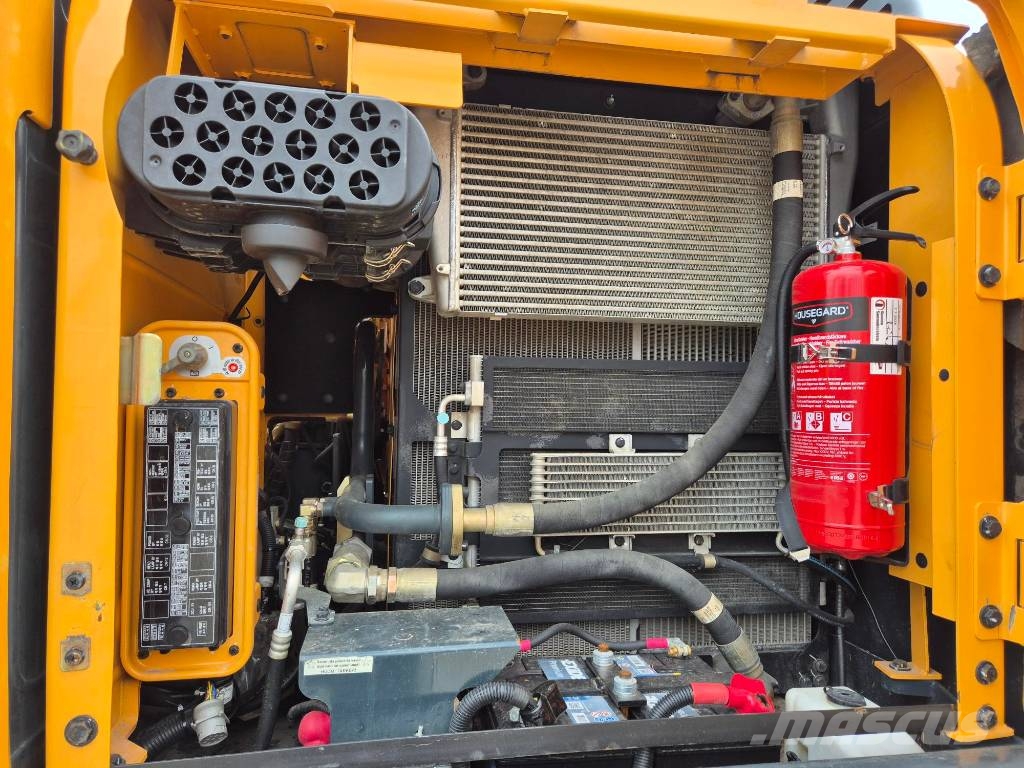 Hyundai HX 140 HW Excavadoras sobre orugas