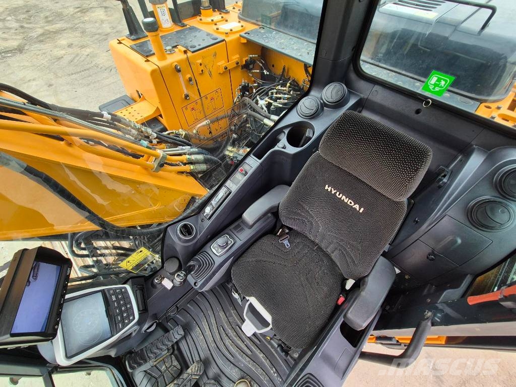 Hyundai HX 140 HW Excavadoras sobre orugas