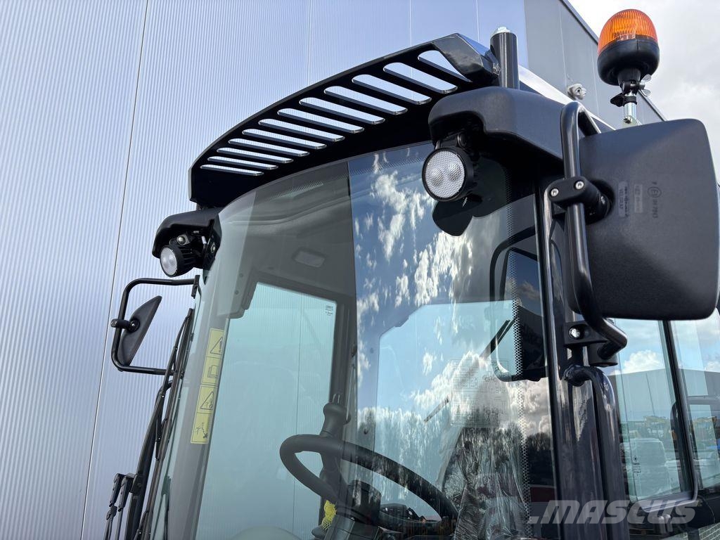 Yanmar V80-5 Chargeuse sur pneus