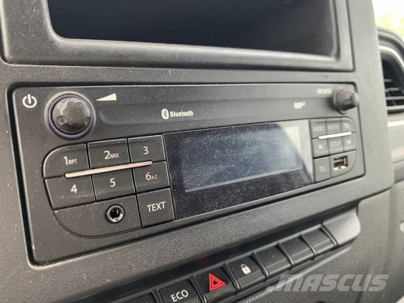 Renault Master Klubb K32 - 12,5 m, 120 kg Ant vilkikų montuojamos kėlimo platformos