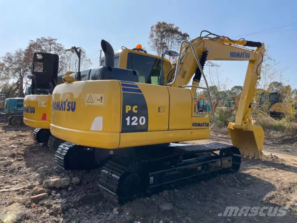 Komatsu PC 120 حفارات وسط 7 طن - 12 طن