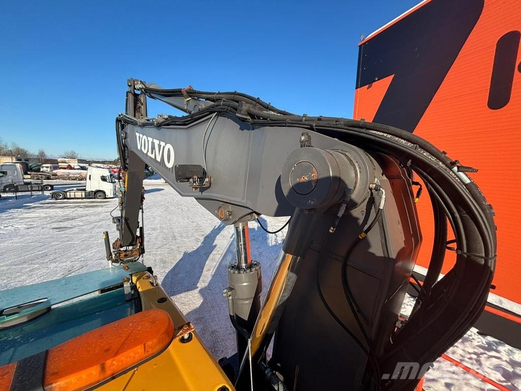 Volvo EW 160 E TILTROTATOR / AC / CENTRAL LUBRICATION Kolesové rýpadlá