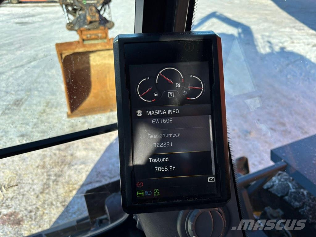 Volvo EW 160 E TILTROTATOR / AC / CENTRAL LUBRICATION Kolesové rýpadlá