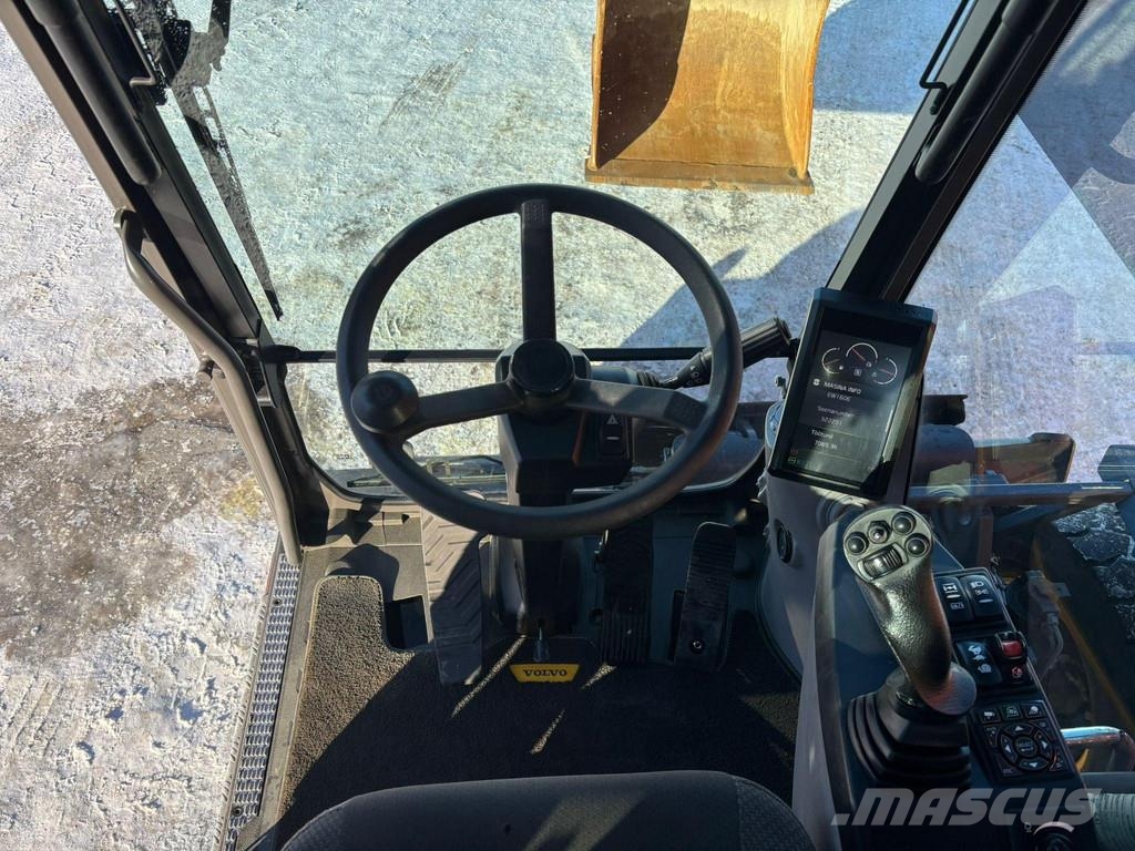 Volvo EW 160 E TILTROTATOR / AC / CENTRAL LUBRICATION Kolesové rýpadlá