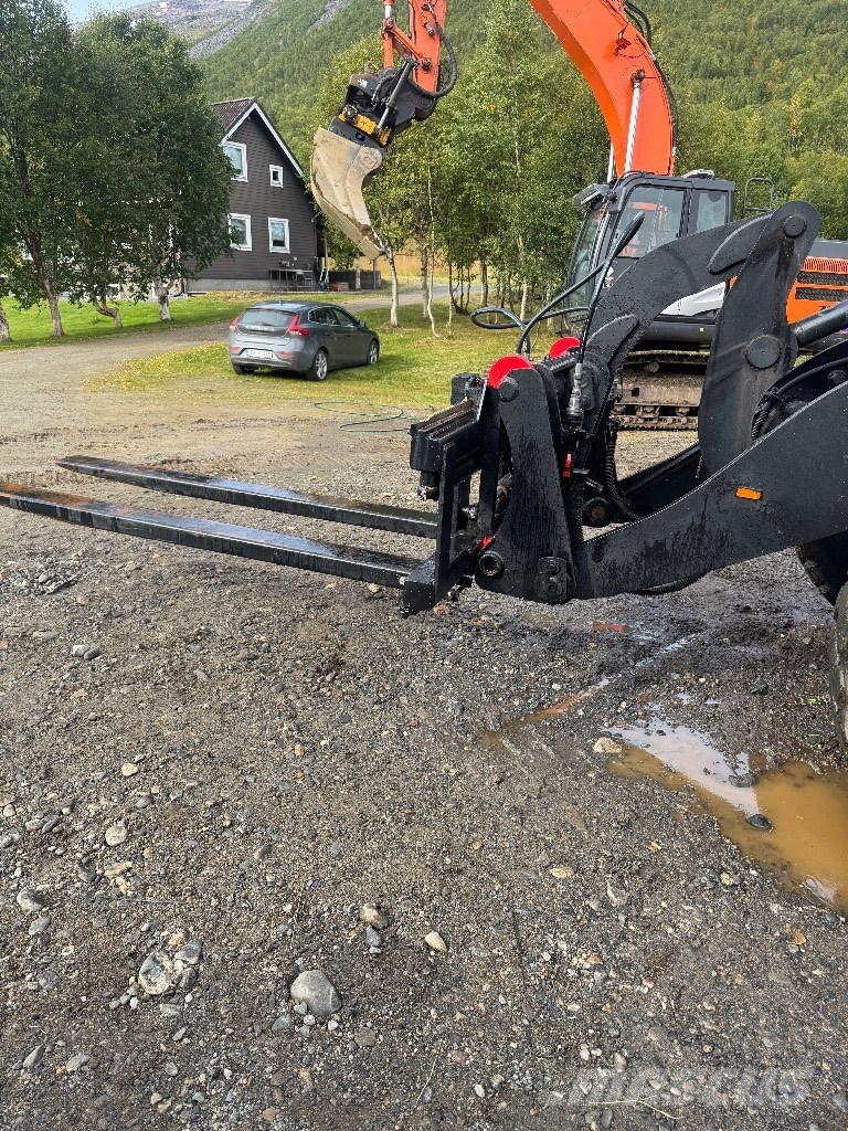 Komatsu WA 250 PT-5 Iekrāvēji uz riteņiem
