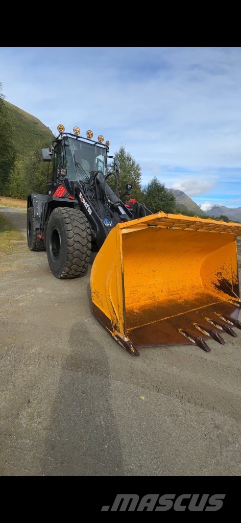 Komatsu WA 250 PT-5 Iekrāvēji uz riteņiem