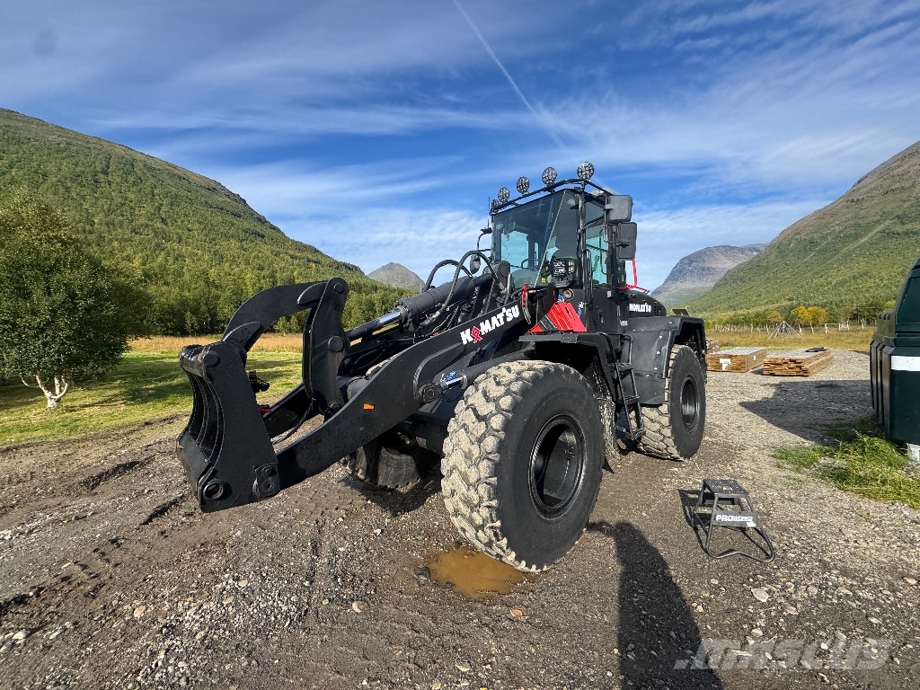 Komatsu WA 250 PT-5 Iekrāvēji uz riteņiem
