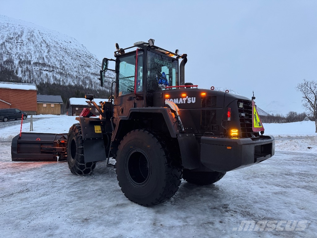 Komatsu WA 250 PT-5 Iekrāvēji uz riteņiem
