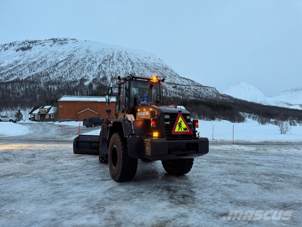 Komatsu WA 250 PT-5 Iekrāvēji uz riteņiem