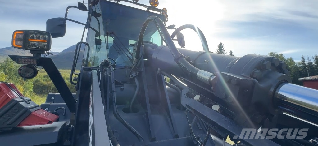 Komatsu WA 250 PT-5 Iekrāvēji uz riteņiem
