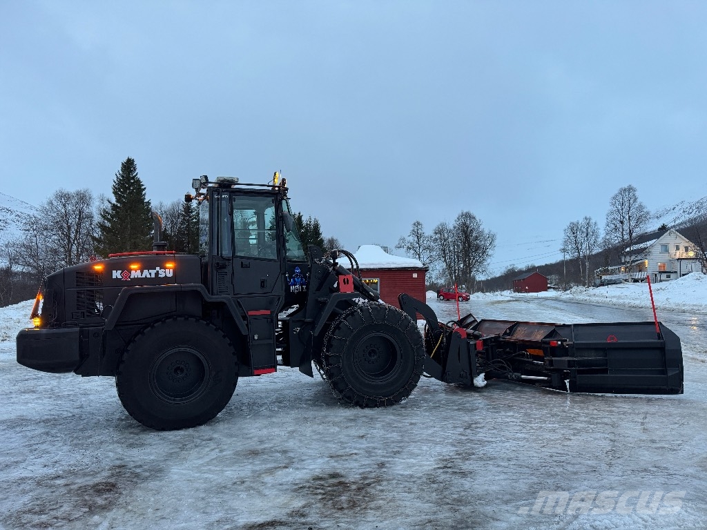 Komatsu WA 250 PT-5 Iekrāvēji uz riteņiem