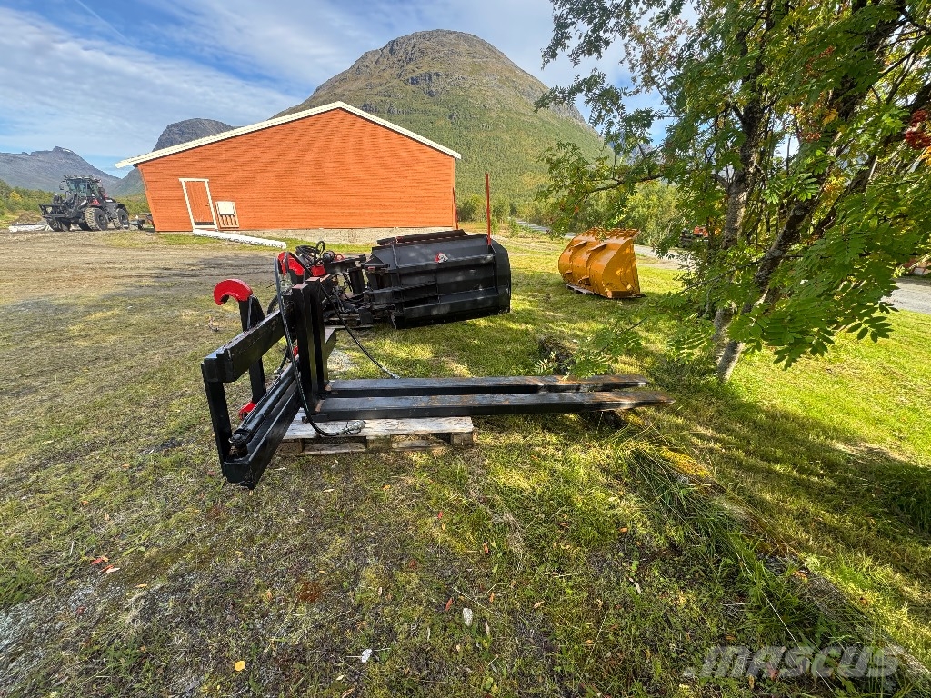 Komatsu WA 250 PT-5 Iekrāvēji uz riteņiem