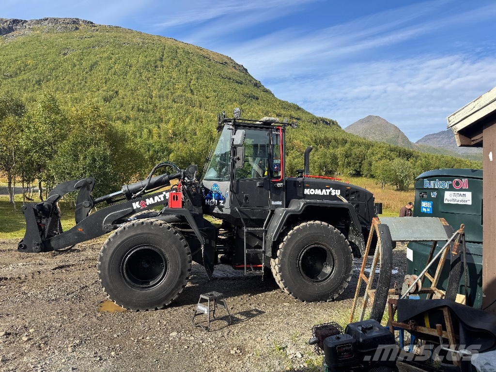 Komatsu WA 250 PT-5 Iekrāvēji uz riteņiem