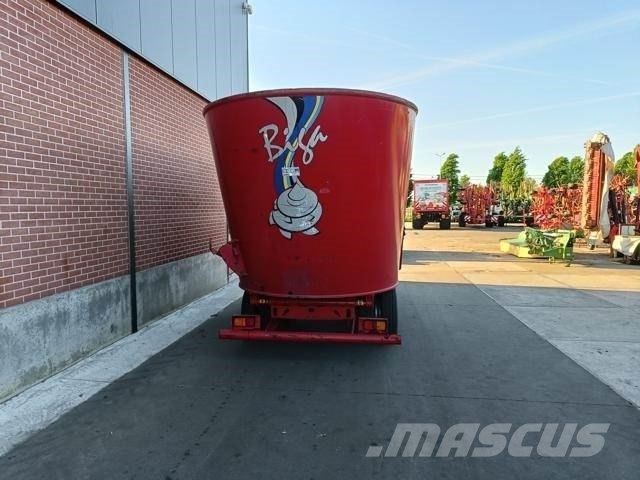 Peecon VMW 190 混合餵料機