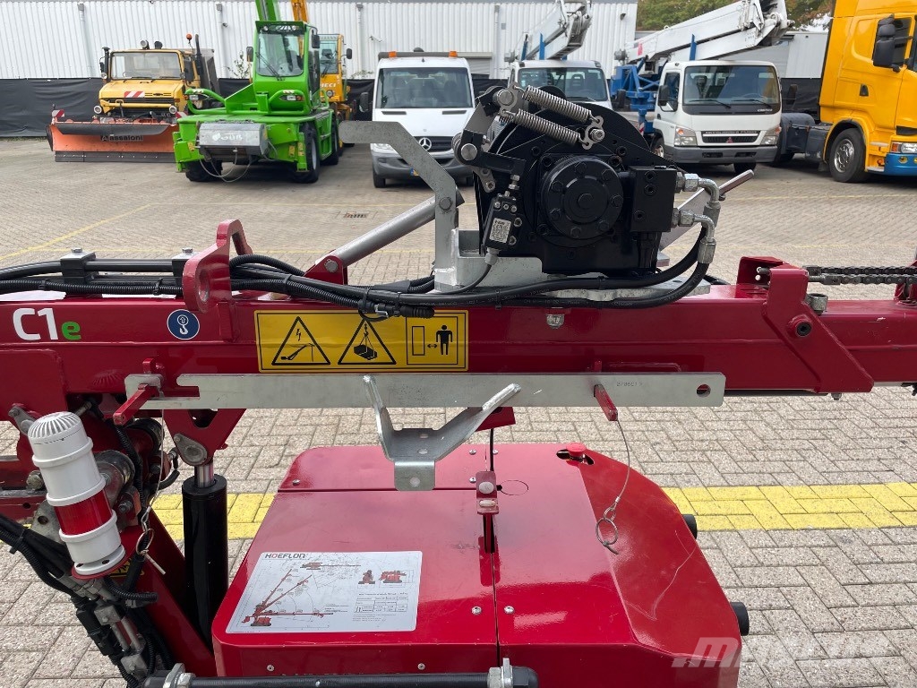 Hoeflon C 1 E Mini cranes