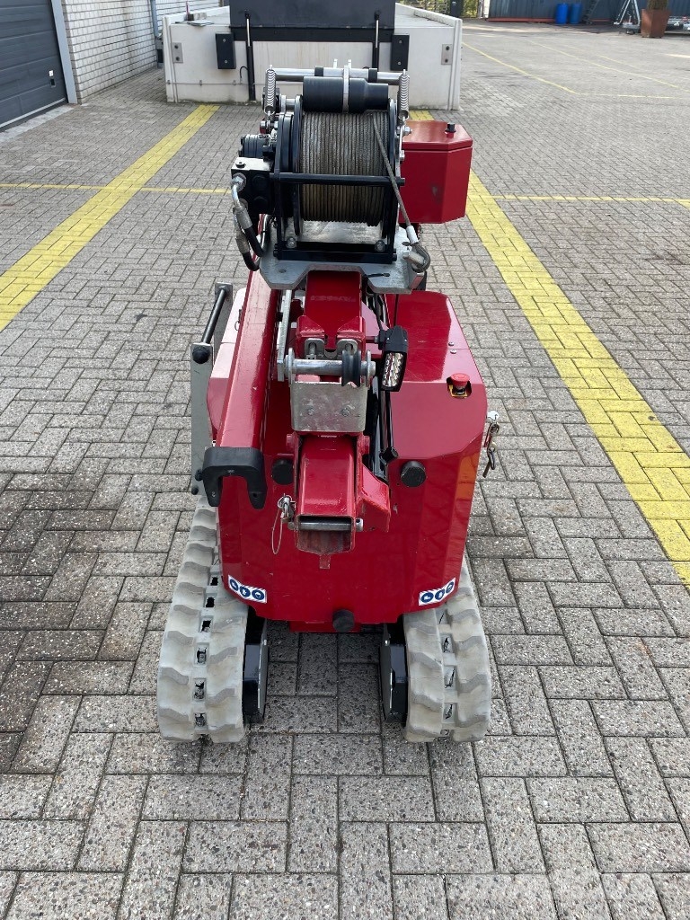 Hoeflon C 1 E Mini cranes