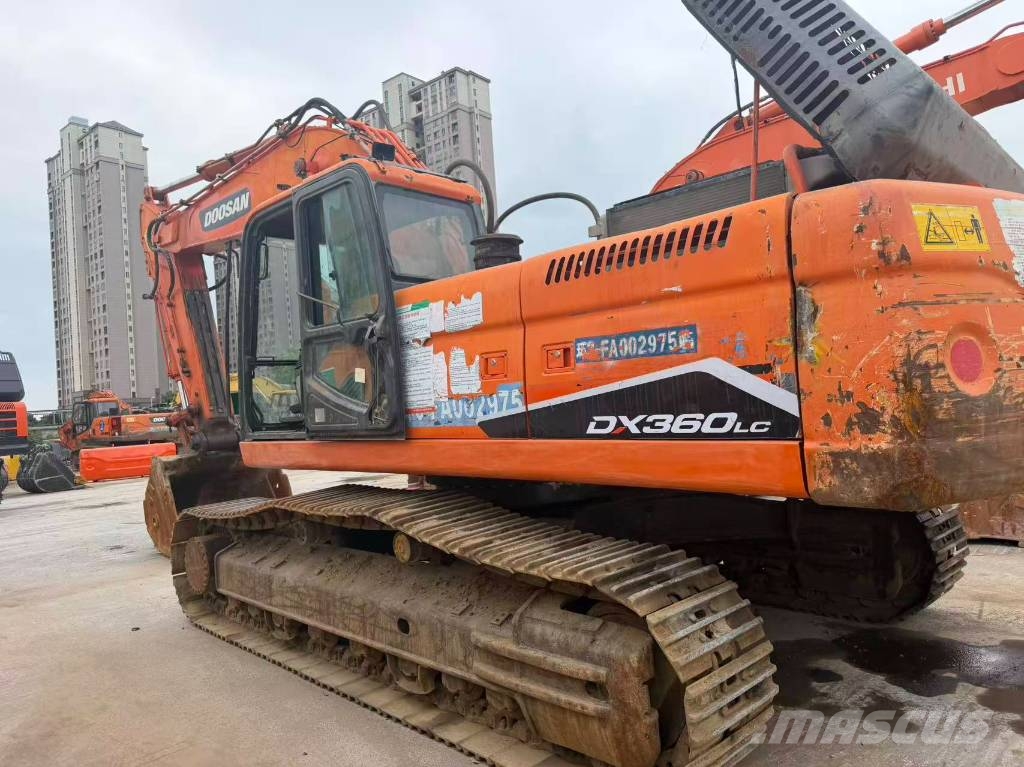 Doosan DX 360 LC 大型油圧ショベル12t以上(パワーショベル・ユンボ)