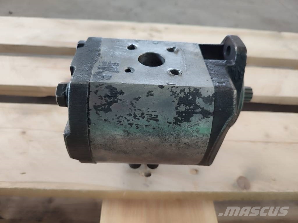 John Deere 6125HZ007 engine gear hydraulic pump Hydraulika