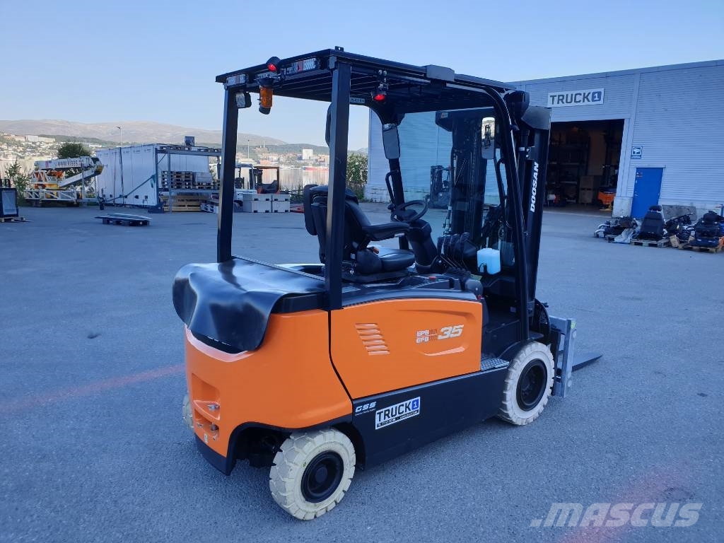 Doosan B35X-7P - 3,5 tonns el. truck - 4,38 m løftehøyde Sähkötrukit