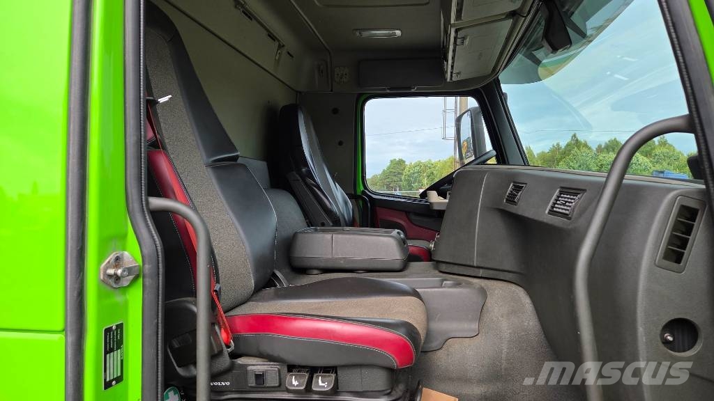 Volvo FM410 6X2*4 New platform Platformas/kravas mašīnas ar vinču