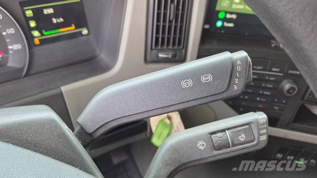 Volvo FM410 6X2*4 New platform Platformas/kravas mašīnas ar vinču