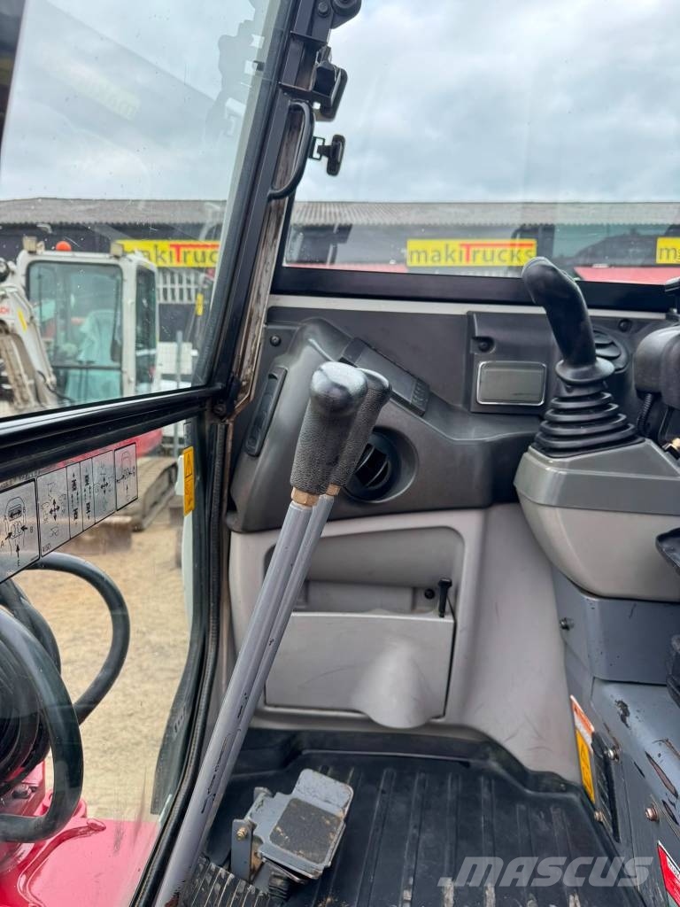 Takeuchi TB230 Miniexcavadoras
