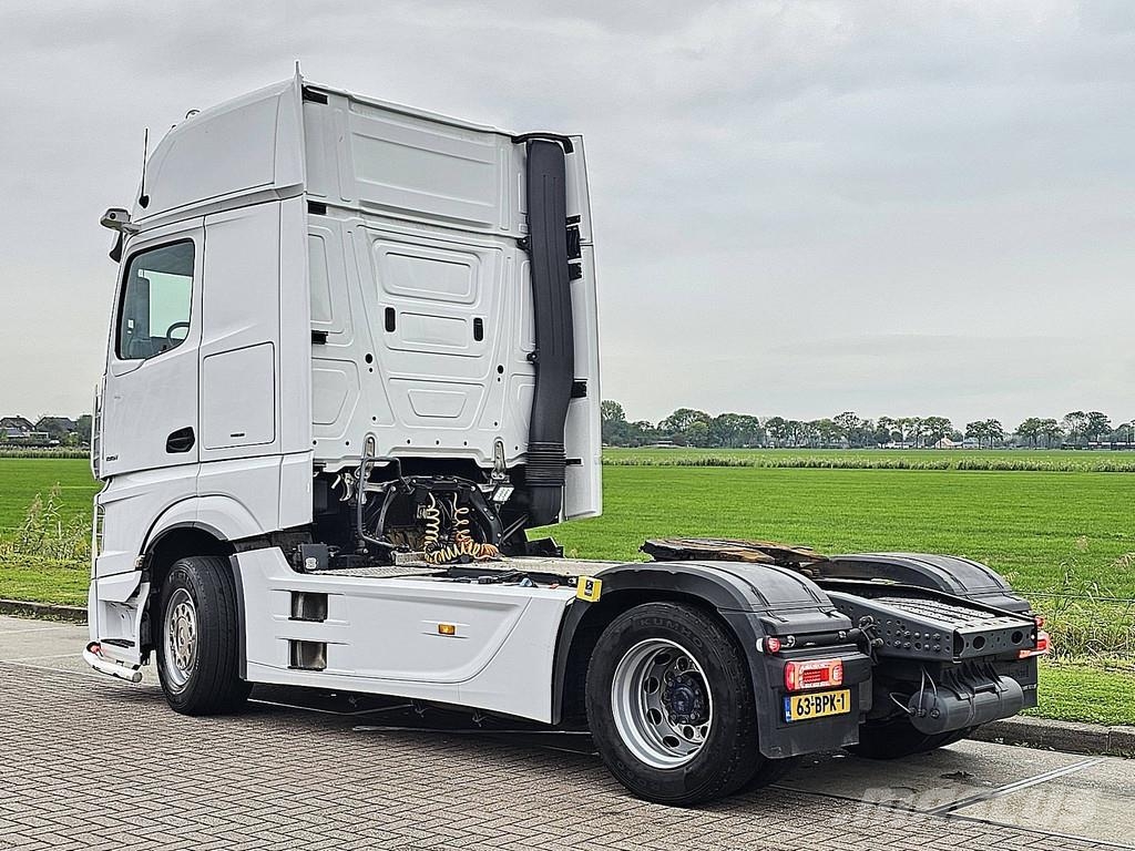 Mercedes-Benz ACTROS 1851 LS GIGASPACE 2X TANK Vilcēji
