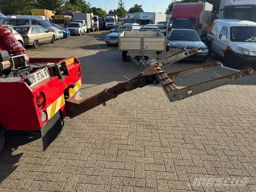 Toyota Land Cruiser **RECOVERY TRUCK-WINCH** Bärgningsbilar
