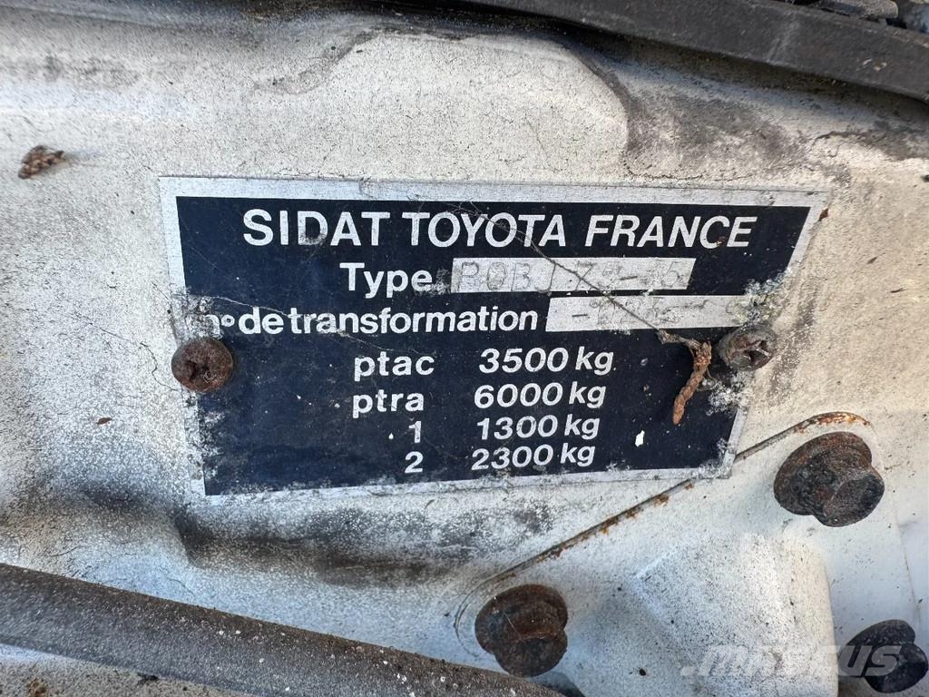 Toyota Land Cruiser **RECOVERY TRUCK-WINCH** Bärgningsbilar