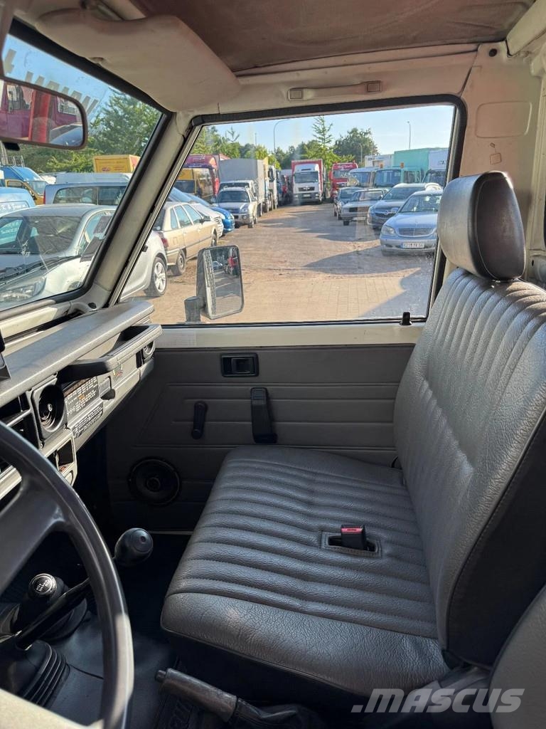Toyota Land Cruiser **RECOVERY TRUCK-WINCH** Bärgningsbilar